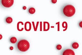 COVID-19: 916 τα νέα κρούσματα, 96 θάνατοι, 527 διασωληνωμένοι