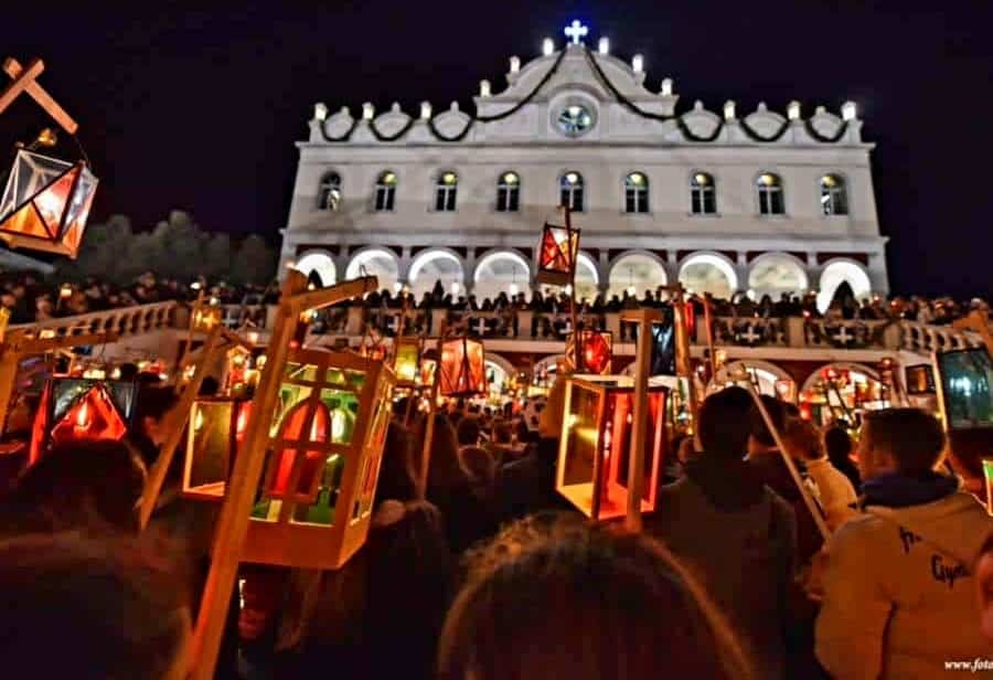 "Θύμα" του κορωνοϊού και η λαμπαδηφορία για τον εορτασμό της Εύρεσης της Ιερής Εικόνας της Παναγίας στην Τήνο