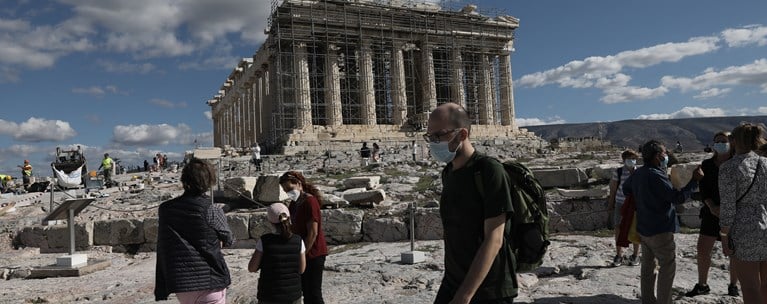 Ο τουρισμός θα ανοίξει, σύμφωνα με το σχέδιο του αρμόδιου υπουργείου, ώς τις 14 Μαΐου. - Χ. Θεοχάρης: "«All you want is Greece» το σύνθημα της καμπάνιας"