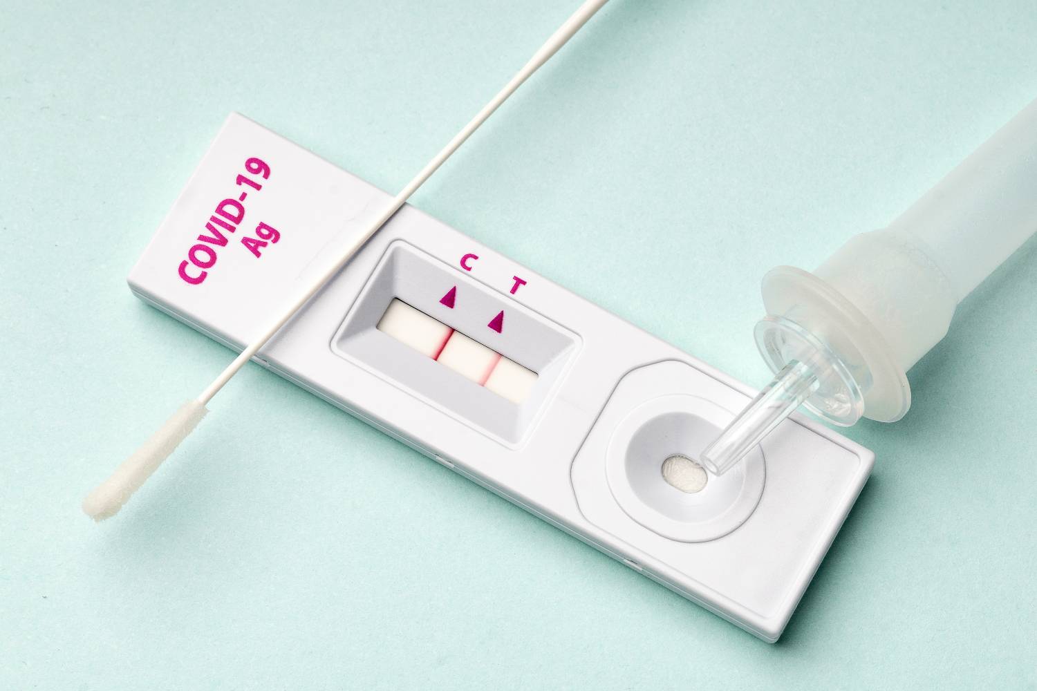 Σκέρτσος: Από τον Ιούλιο (01.07) θα εξαιρεθούν από το υποχρεωτικό self testing οι εμβολιασμένοι