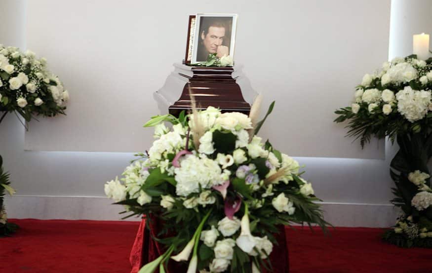 Τόλης Βοσκόπουλος: Θλίψη στην κηδεία του μεγάλου καλλιτέχνη
