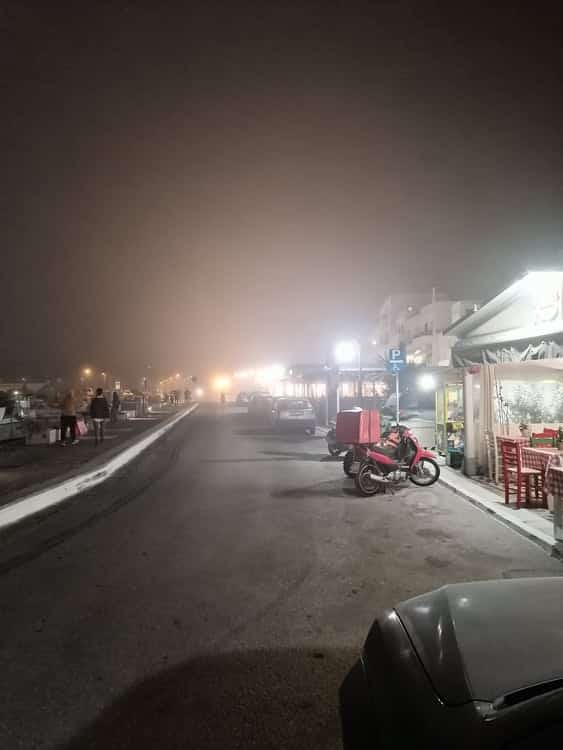 Πυκνή ομίχλη σκέπασε την Χώρα Νάξου - Οδηγοί... μάτια δεκατέσσερα!!!