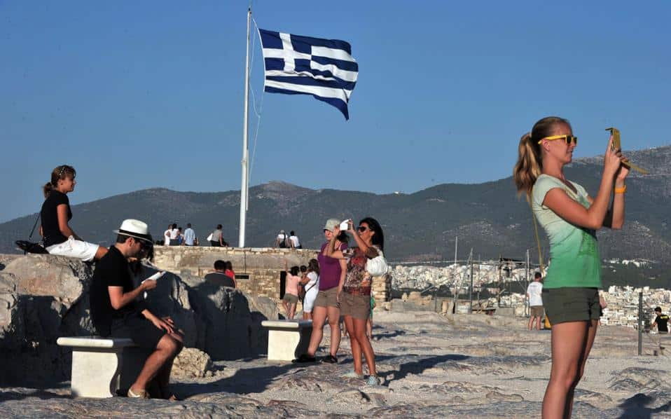 TUI: Στο Top 3 των προκρατήσεων του 2022 για τους Γερμανούς τουρίστες η Ελλάδα