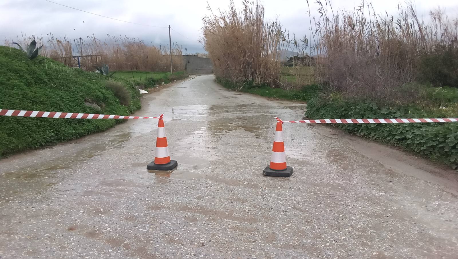 Νάξος: Για λόγους ασφαλείας, έκλεισε ο δρόμος προς Ύρια... ΦΩΤΟ & VIDEO