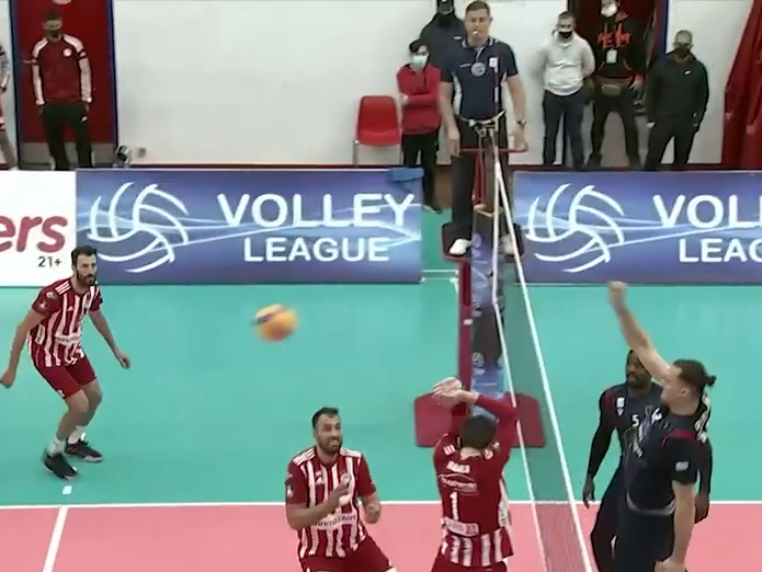 Volley League: Νέο "χαστούκι"! 3-2 εκτός ο Φοίνικας Σύρου, τον Ολυμπιακό