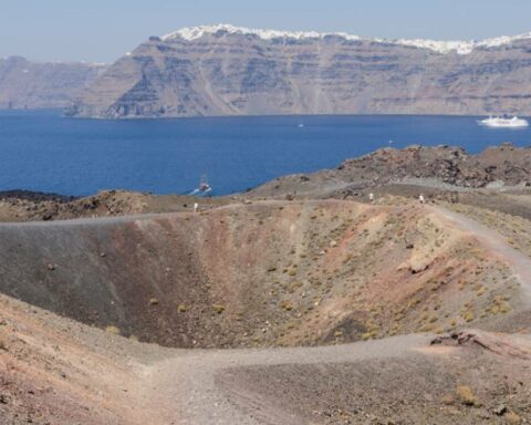 Σαντορίνη: Βρέθηκαν απομεινάρια από την τεράστια ηφαιστειακή κατολίσθηση πριν από 700.000 χρόνια