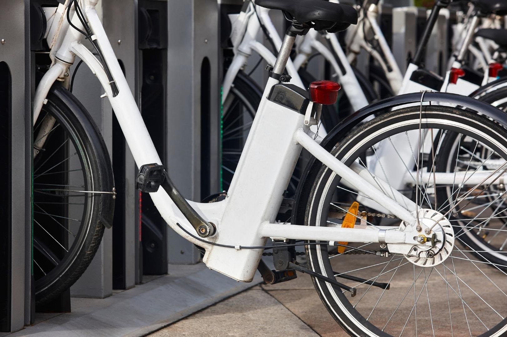 Κοινόχρηστα ηλεκτρικά ποδήλατα αποκτά ο Δήμος Νάξου και Μικρών Κυκλάδων