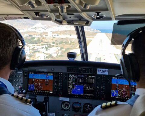 Cycladic IFLY: Η πρώτη αεροπορική σύνδεση Ρόδου – Σύρου