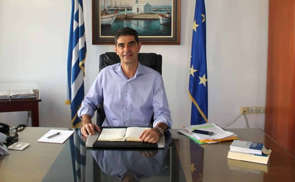 ΝΑΞΟΣ: Ο Δ. Λιανός για το νοσοκομείο, το λιμάνι κ.ά. – “Ο κόσμος είναι ώριμος… Φυσικά και θα κόψουμε πρώτοι το νήμα…” Video