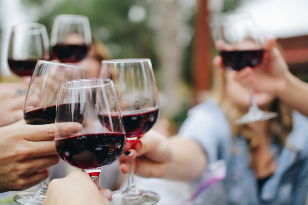 ΜΕΘΥΡΕΣ: Συνάντηση στο σταυροδρόμι του κρασιού στο Αιγαίο