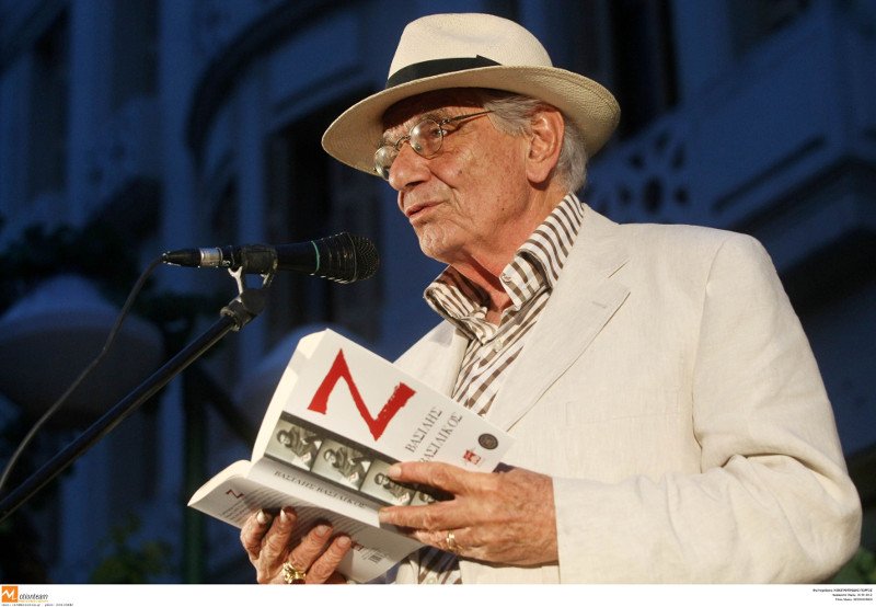 Πέθανε ο συγγραφέας του «Ζ», Βασίλης Βασιλικός, σε ηλικία 89 ετών